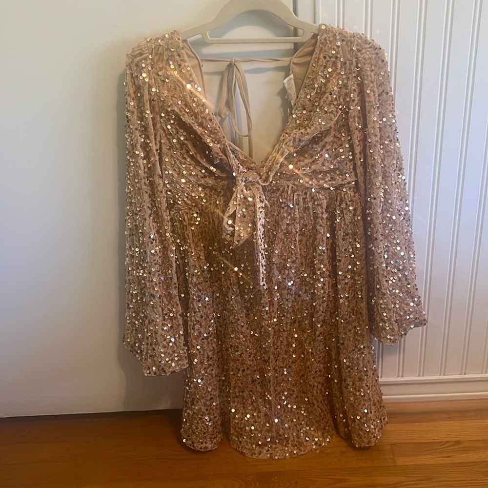 Gold sequined dress MATERNITY